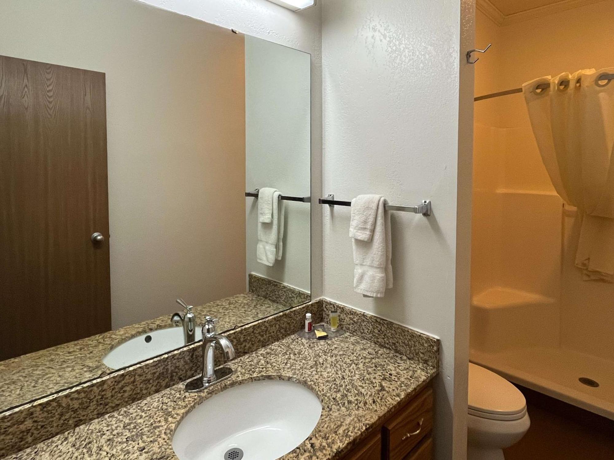 Motel 6 Portland, In 외부 사진